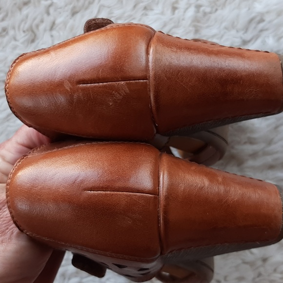 Cobb Hill by New Balance Cut-Out Sandal  8.5W - Picture 4 of 11